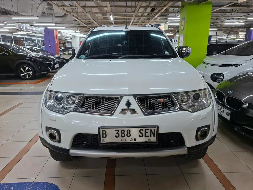 PAJERO SPORT DAKAR SUNROOF 2012 WHITE