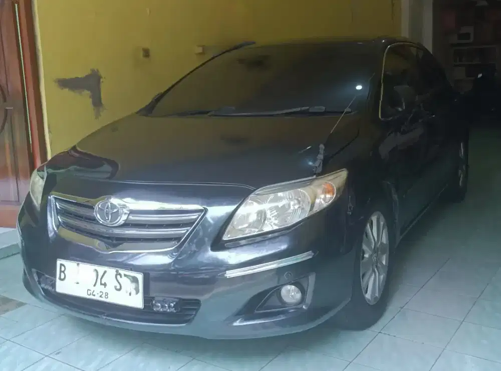Corolla Altis 2008 V AT Hitam