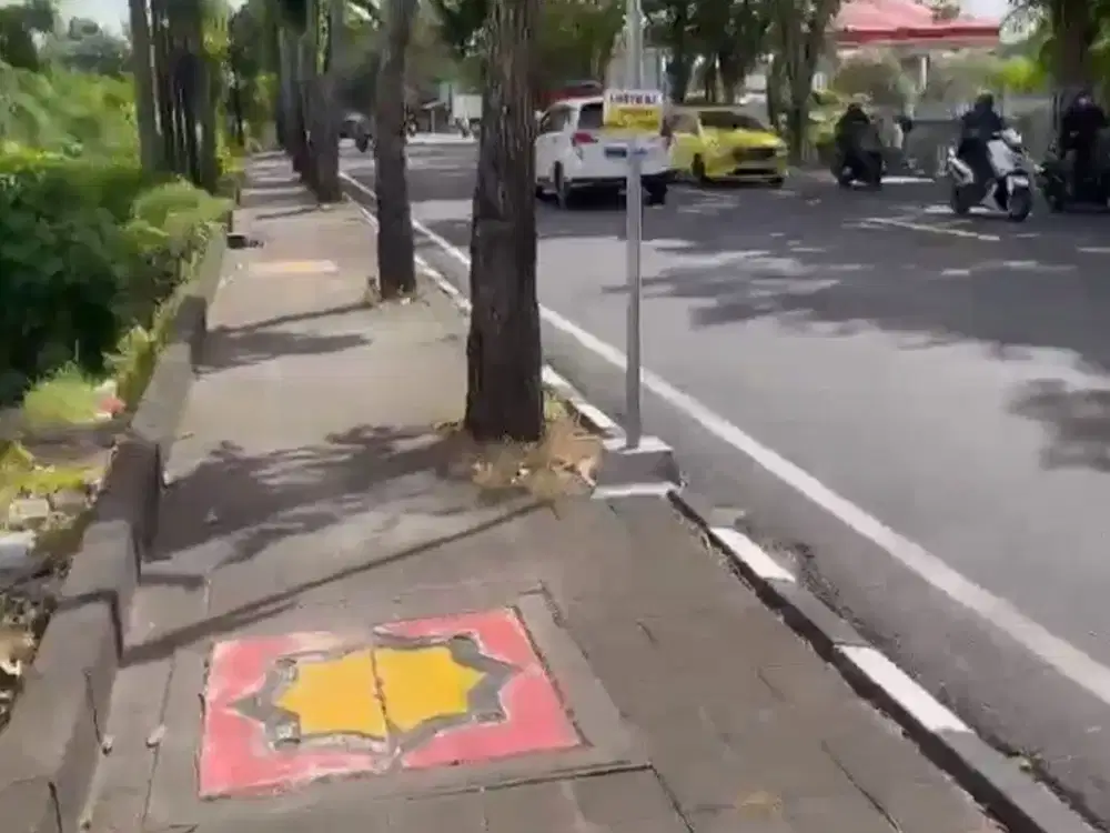 Jual Tanah Sangat Strategis Kawasan Jalur Bisnis Di Jalan Raya  Sempidi Badung Bali. Dekat  Puspem Badung, RS Kapal, Abianbase.