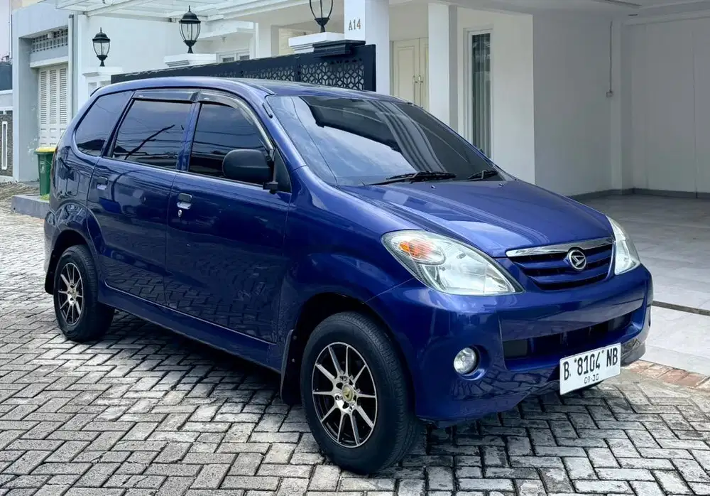 xenia Li 2005 power stering