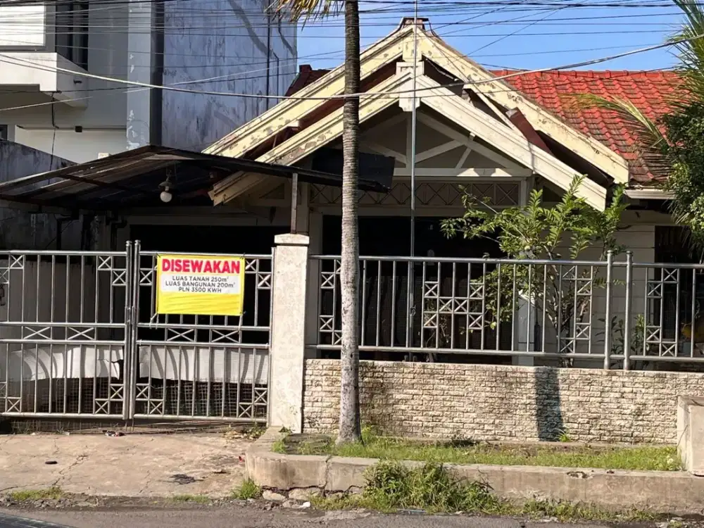rumah disewakan darmo permai selatan surabaya