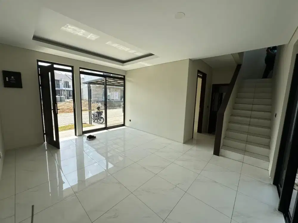 Rumah 2 lantai 3 BR harga murah di kota baru parahyangan punawangi