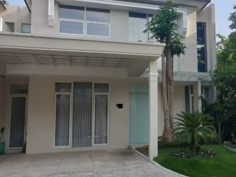 Rumah 2 Lantai Minimalis Furnished di Grand Island Pakuwon City