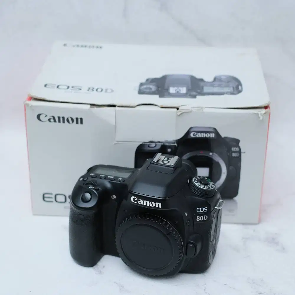 Canon 80D body only sc rendah