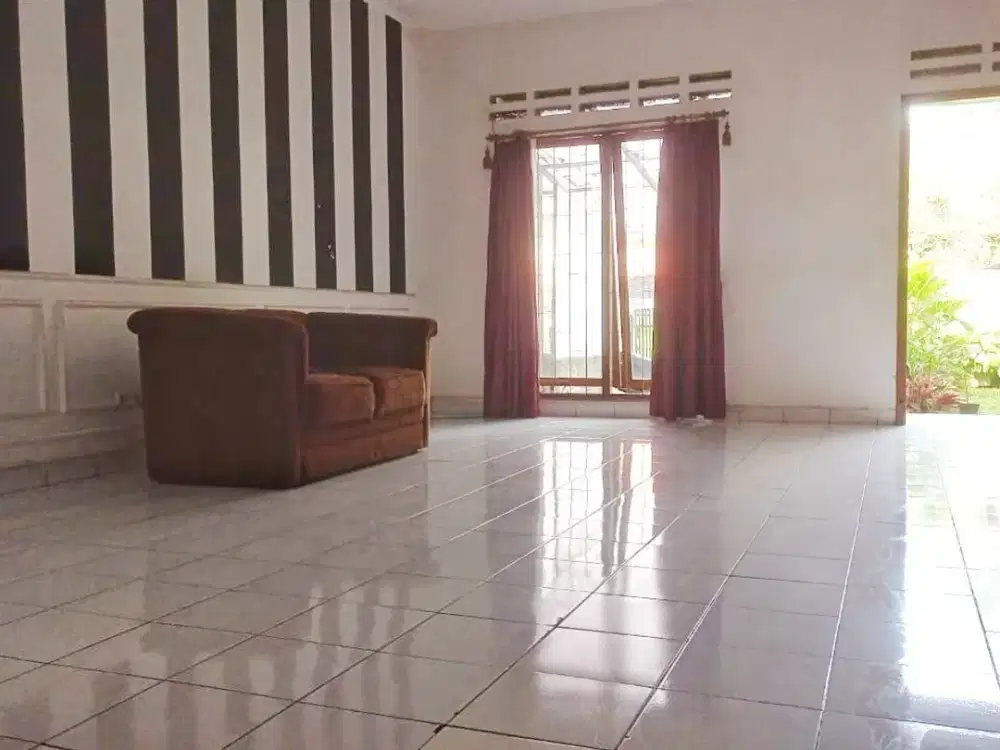 DIJUAL Rumah 2 Lantai di Komplek Pondok Hijau Kab Bandung Barat