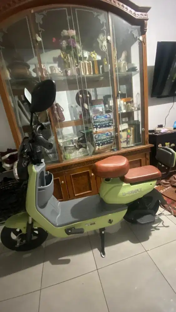 SEPEDAH LISTRIK uwinfly