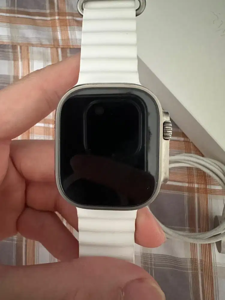 Apple Watch Ultra 2nd Generation 49mm Titanium White Ocean Band