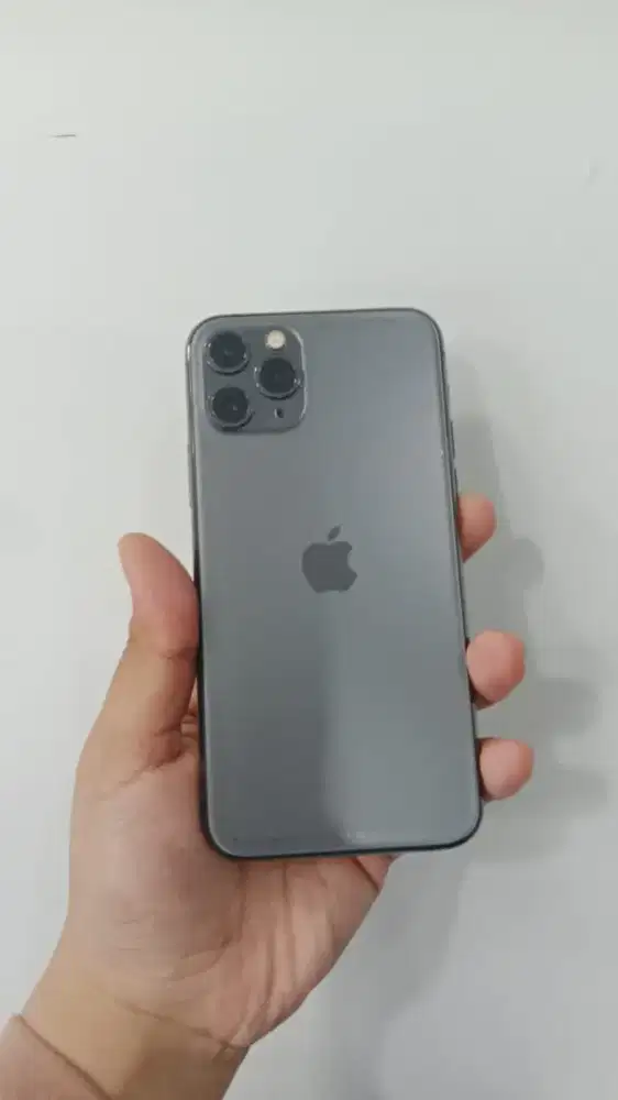 iPhone 11 pro 256gb all operator