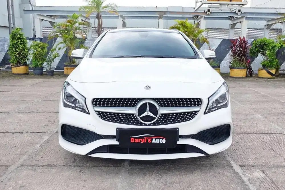 Mercedes Benz CLA 200 CLA200 Sport AMG  Panoramic sunroof