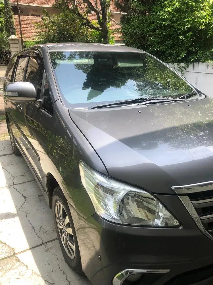 Toyota Innova 2015 V AT Mulus