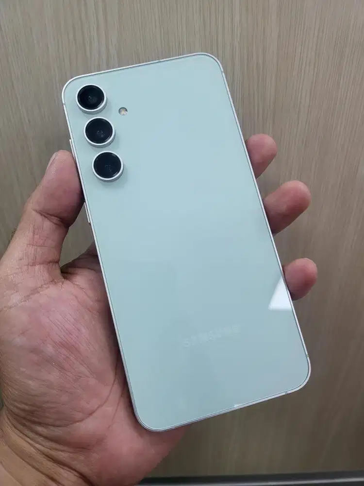 samsung s23fe 8/128 muluss unit only