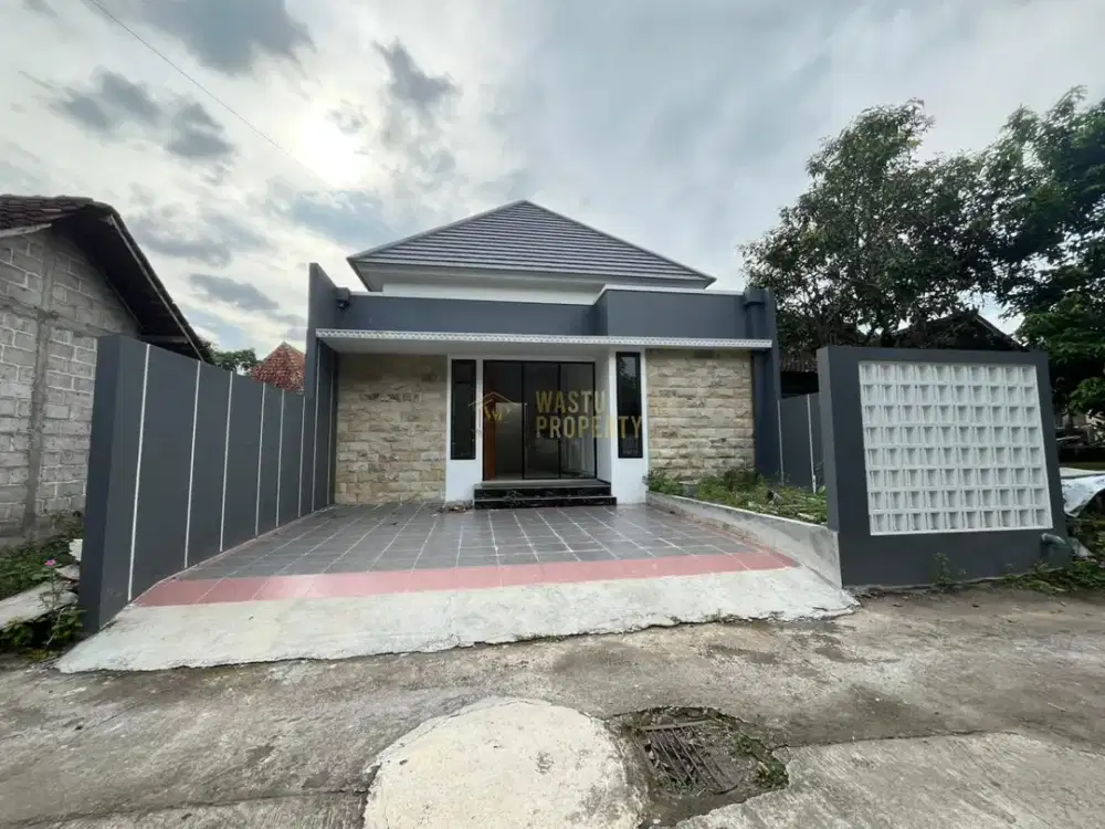 RUMAH ONE GATE SIAP HUNI DALAM PERUMAHAN DI JL BESI JANGKANG