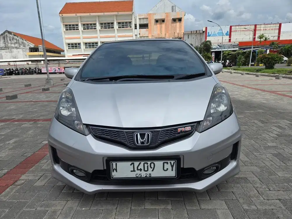 Honda Jazz RS 2013 Matic Silver