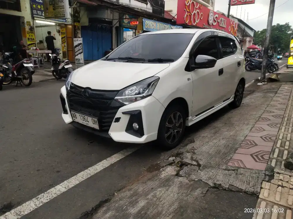 ayla R 1.2 metic AB .2022 ( dp 6 jt saja )