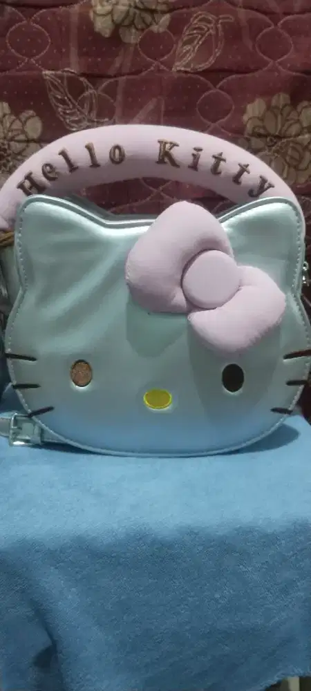 Tas selempang HK