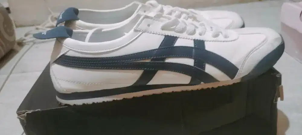 Sepatu onitsuka tiger