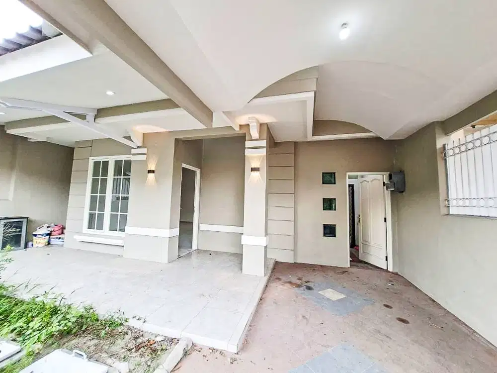 DISEWAKAN ! Rumah 1 Lantai di Pantai Mentari Surabaya Strategis