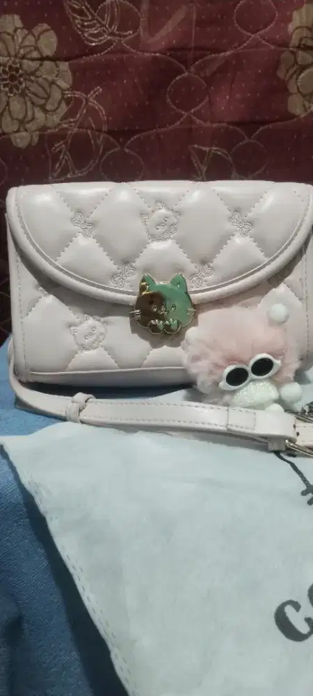 Tas selempang cow N kitty