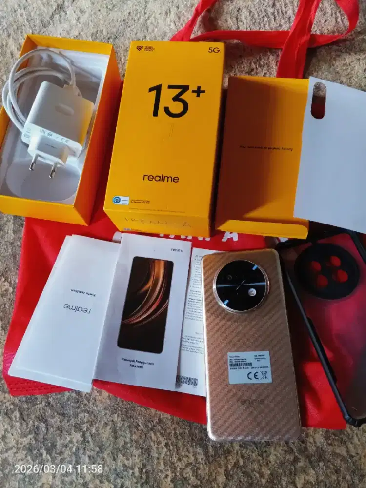 Realme 13+ plus ram 12gb/256gb fulset mulus