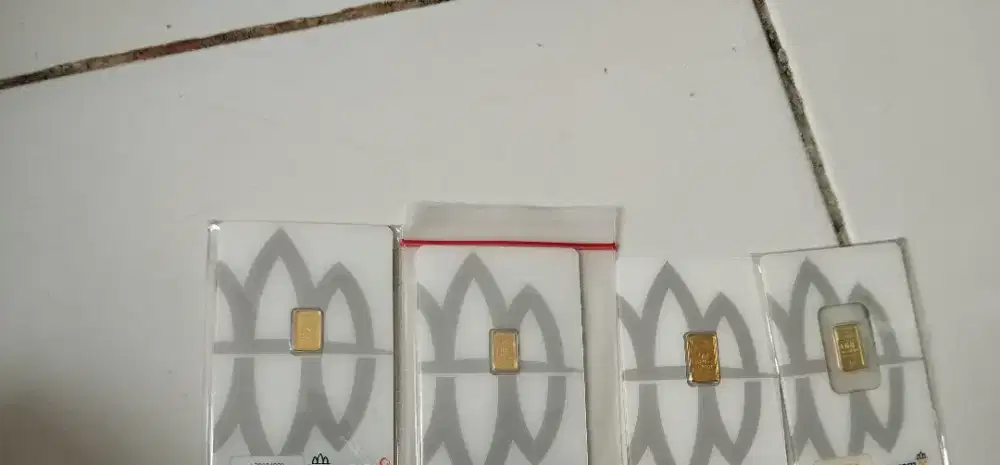 LOGAM MULIA ANTAM 1 , 1 , 0,5 DAN 0,5