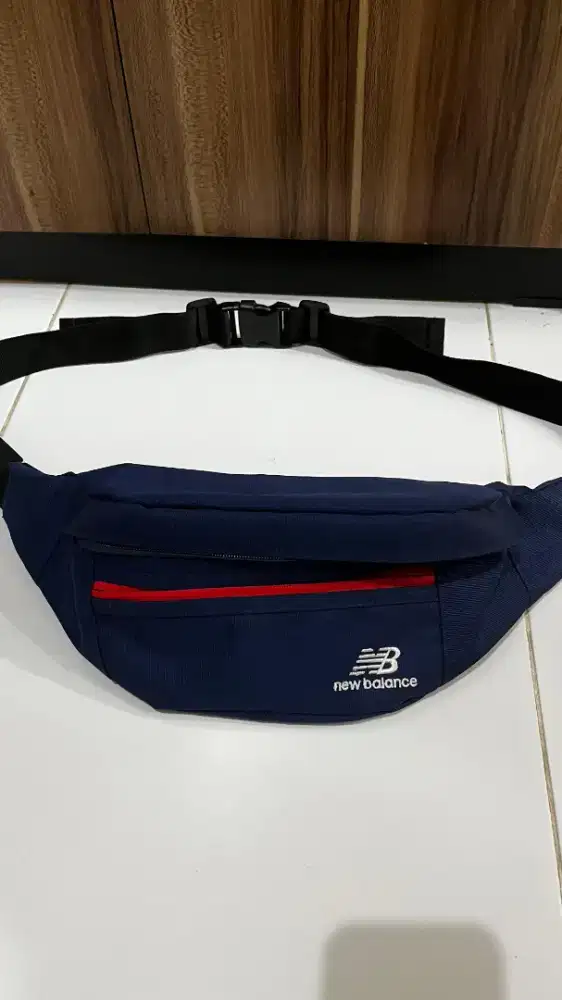 Tas Selempang New Balance