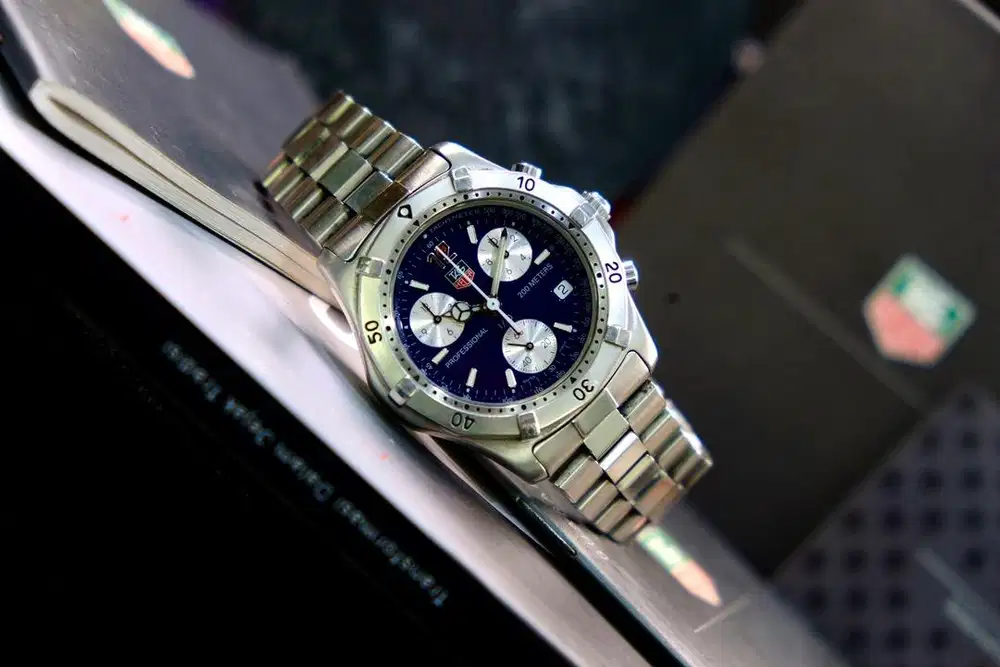 Tag Heuer Professional 2000 Chronograph