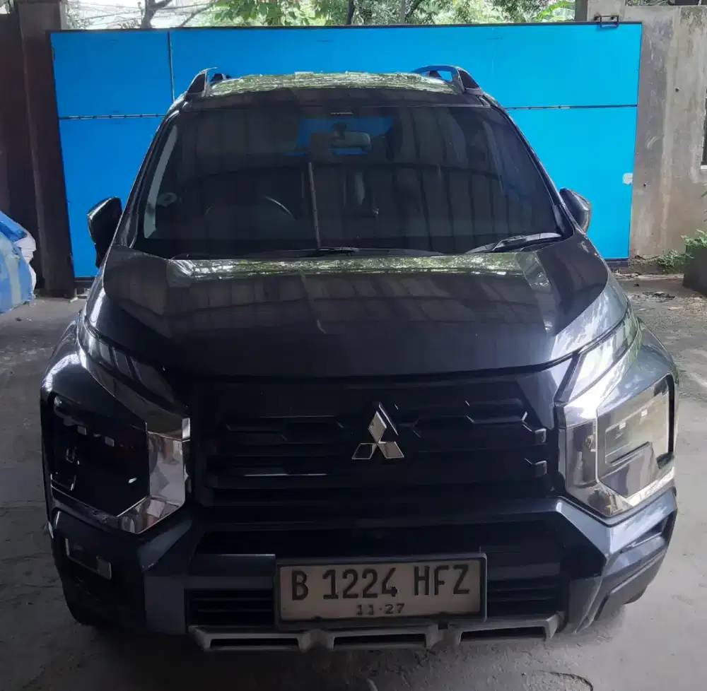 Di jual mobil Mitsubishi Expander