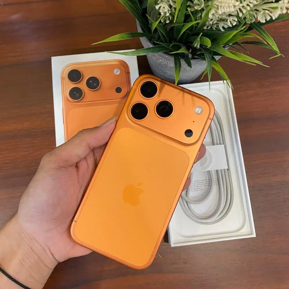 iPhone 17 Pro 256GB Cosmic Orange iBox