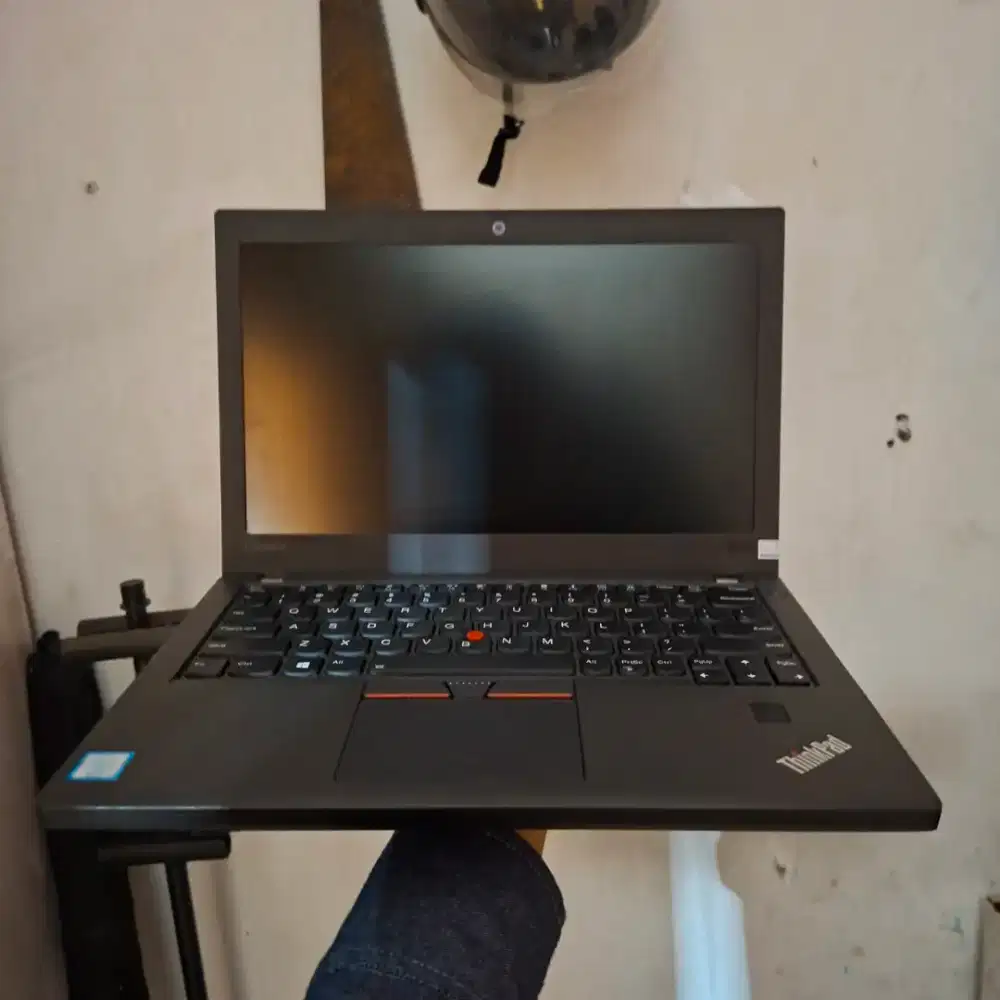 SAT SET, LENOVO THINKPAD X27 I RAM 8GB I SSD 256 GB