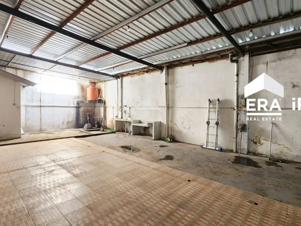 RUANG USAHA MURAH DISEWAKAN SOLO DEKAT ALUN ALUN KIDUL, PASAR KLEWER