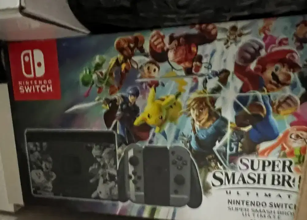 Nintendo Switch V1 Super Smash Bros Ultimate Edition
(LIMITED)