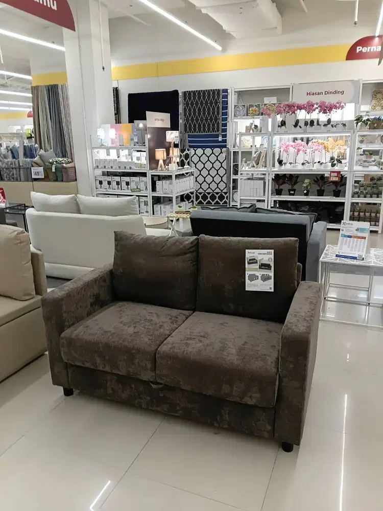 Tadeo sofa storage selma