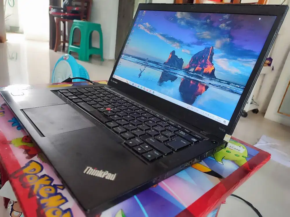 Lenovo Seri Tertinggi  ThinkPad T440S