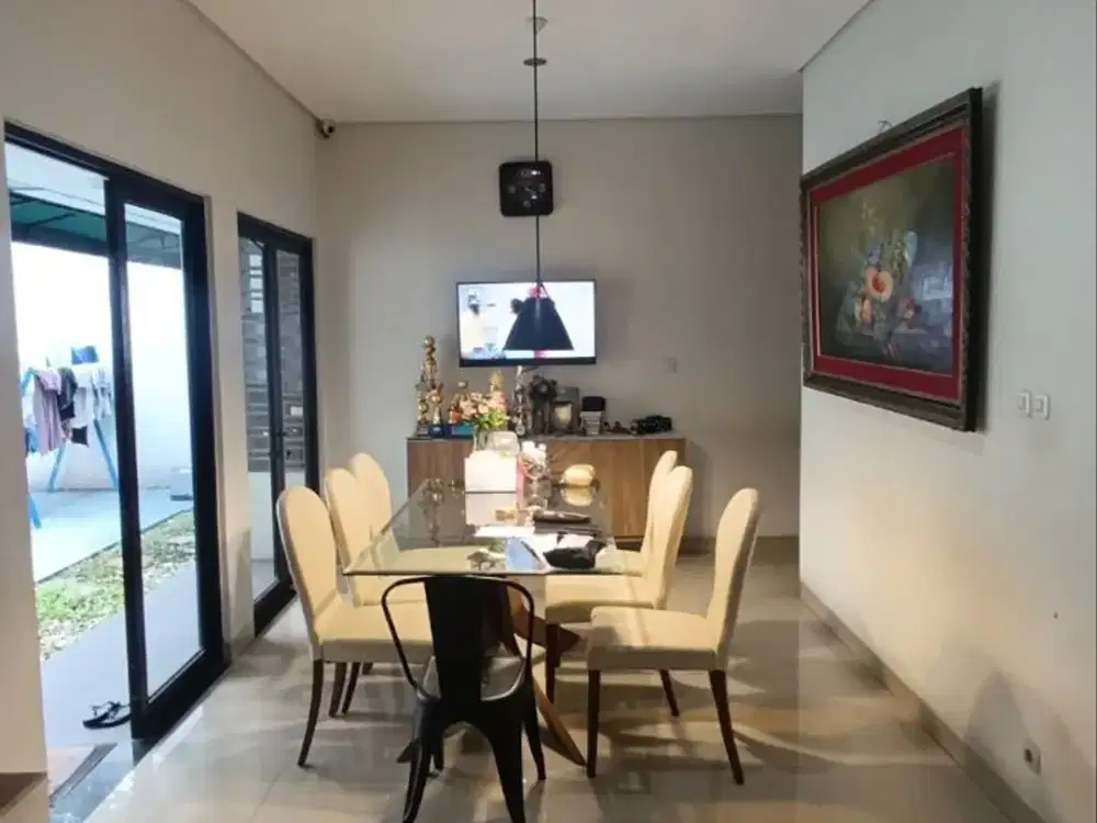 TURUN HARGA LAGI! RUMAH BESAR DI CIJAGRA SURYALAYA (DEKAT GRIYA BUAHBATU)