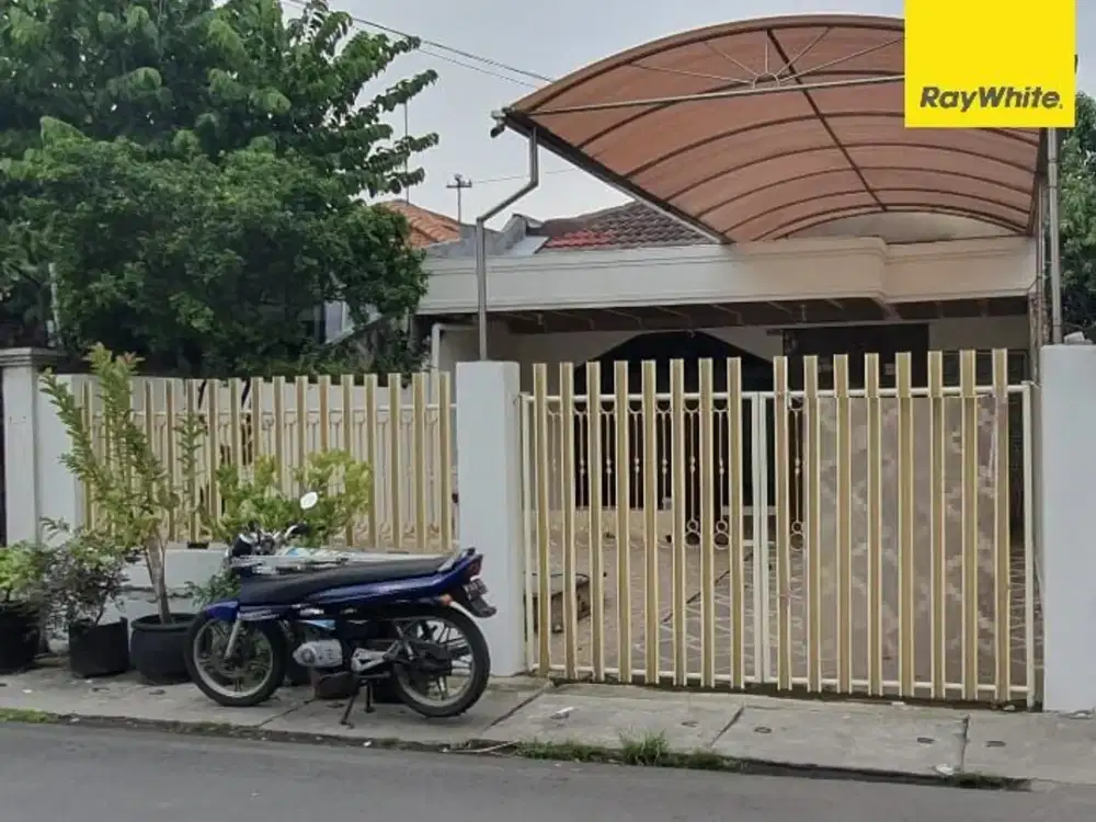 Disewakan Rumah Pusat Kota di Jalan Petemon Surabaya