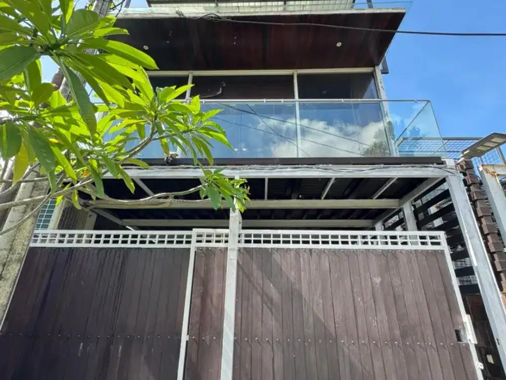 DIJUAL/DISEWAKAN VILLA 3 KT AREA JIMBARAN