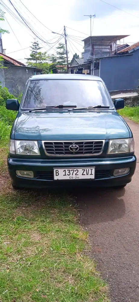 Toyota Kijang LGX