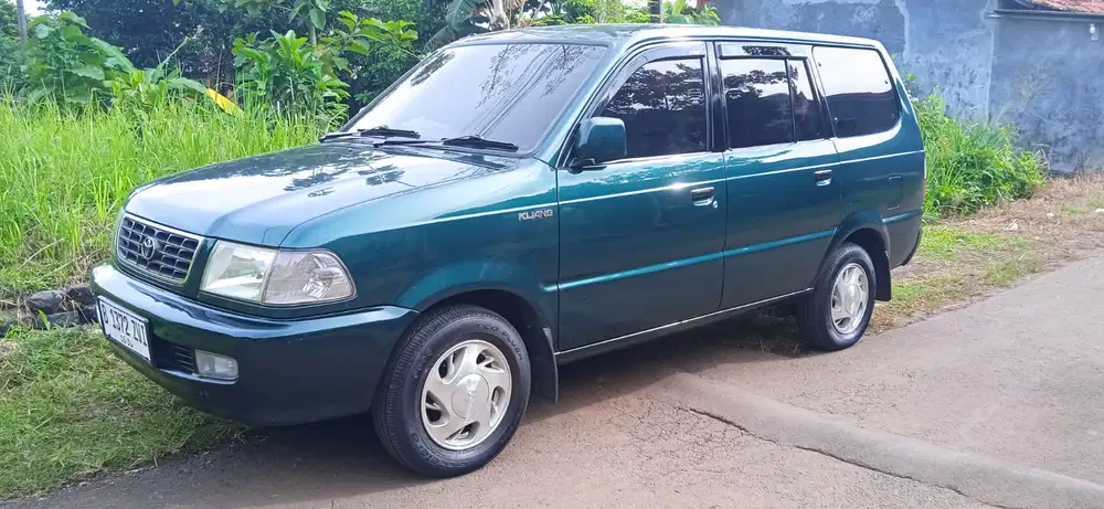 Toyota Kijang 2000 Bensin