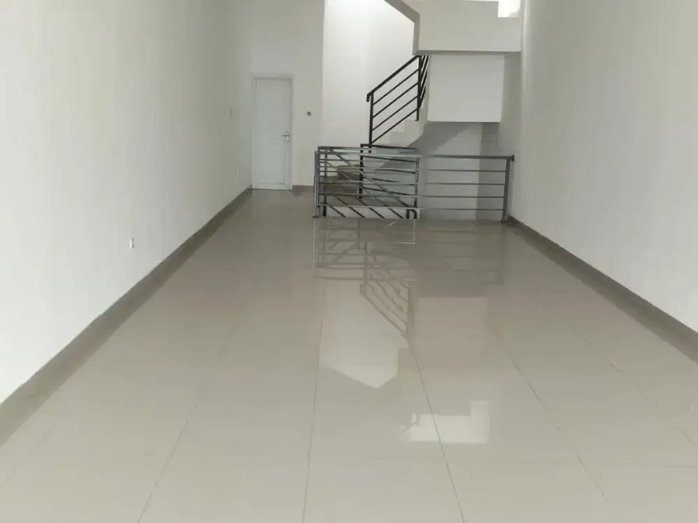 RUKO BARU 2 LANTAI STRATEGIS DEKAT TOL, SEKOLA BPK DAERAH RAMAI DI HOLIS BANDUNG