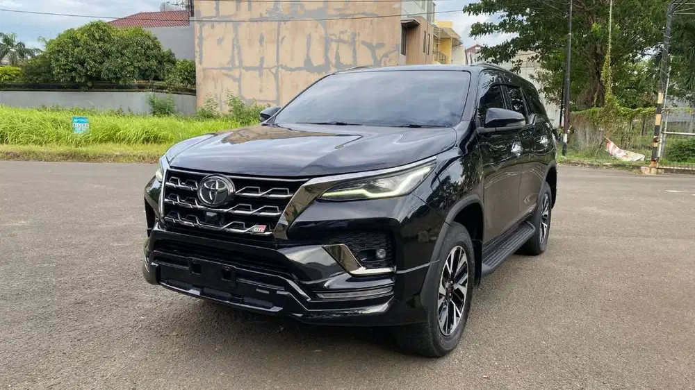 Toyota Fortuner 2.8 GR 4x4 2023