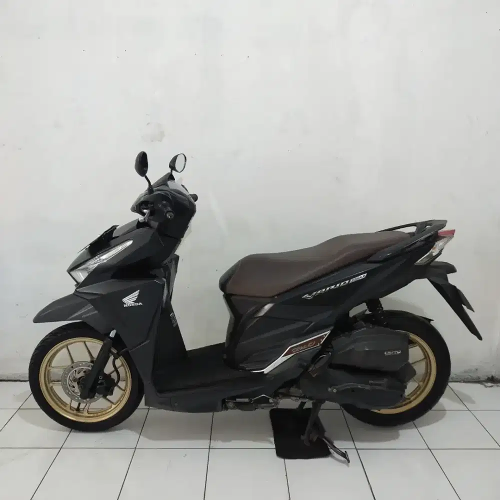 Honda Vario 150 OLD 2017 Lengkap Bagus