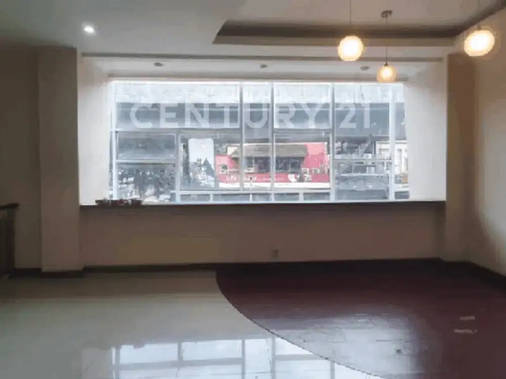 Bangunan Kantor Siap Pakai Di Wolter Monginsidi, Jakarta Selatan