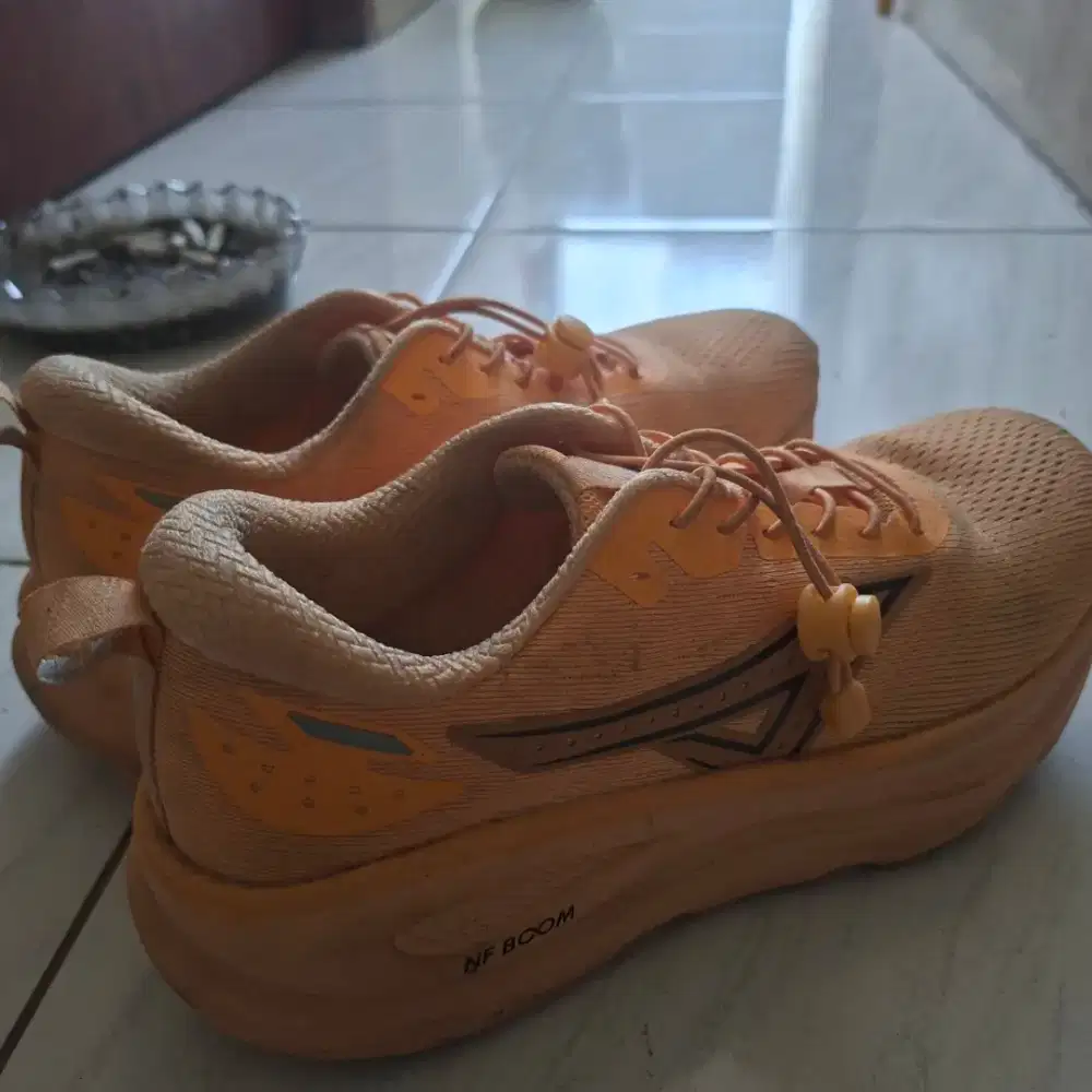 Ardiles drive 2.0 ukuran 41 warna buff Orange