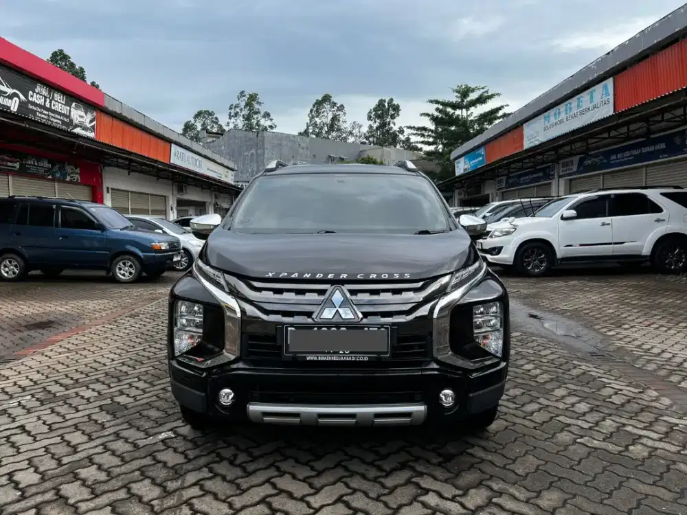 MITSUBISHI XPANDER CROSS 2021 PREMIUM PACKAGE AT LOW KM ANTIK 60RB