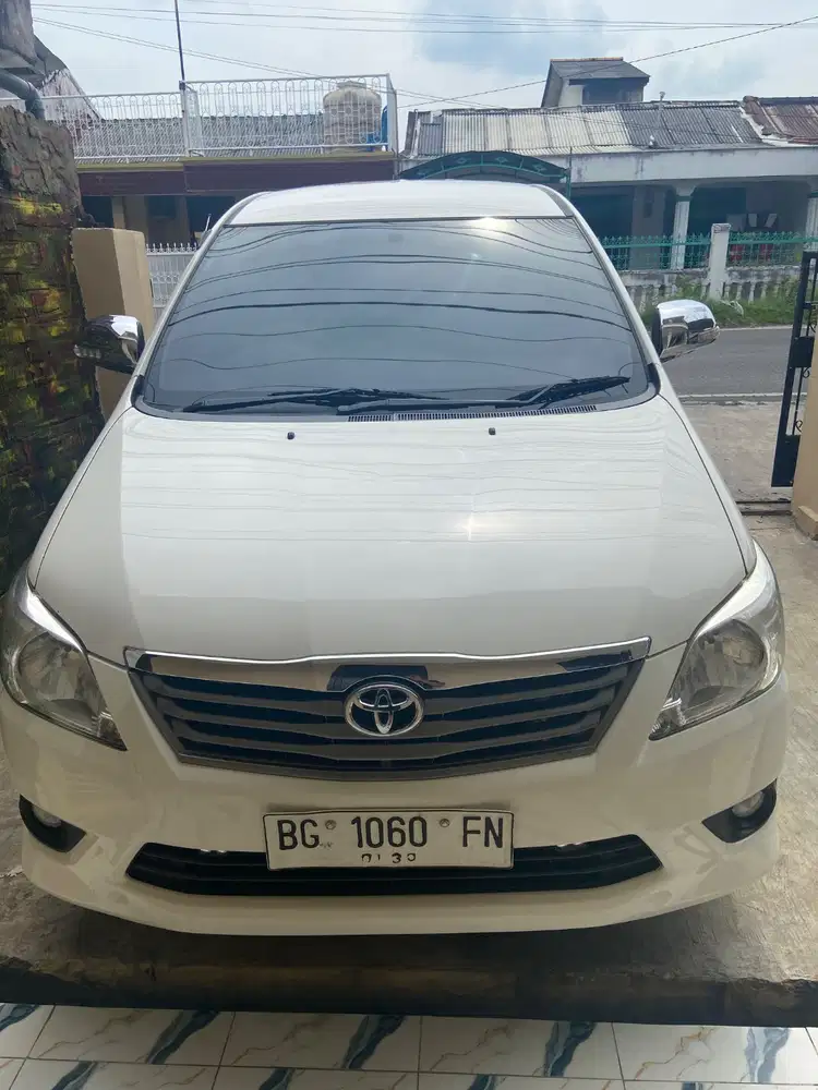 Bismilah dijual innova disel g 2012