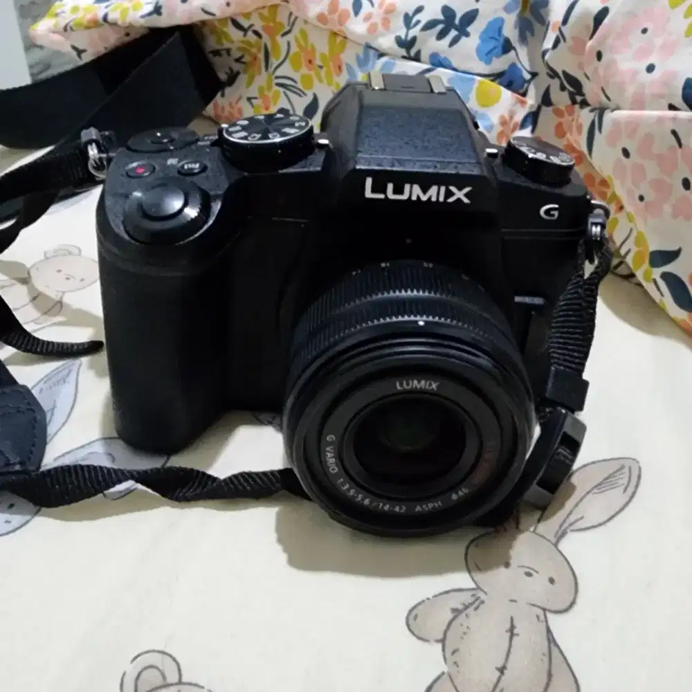 kamera Lumix DMC-G85K like new