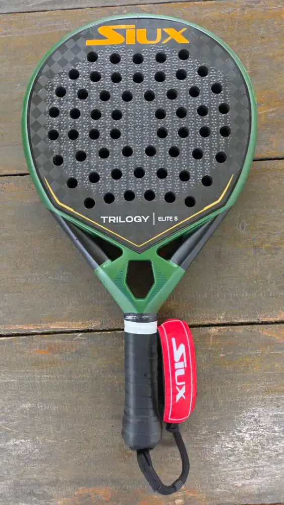 FOR SALE - RAKET PADEL SIUX TRILOGY 5 ELITE