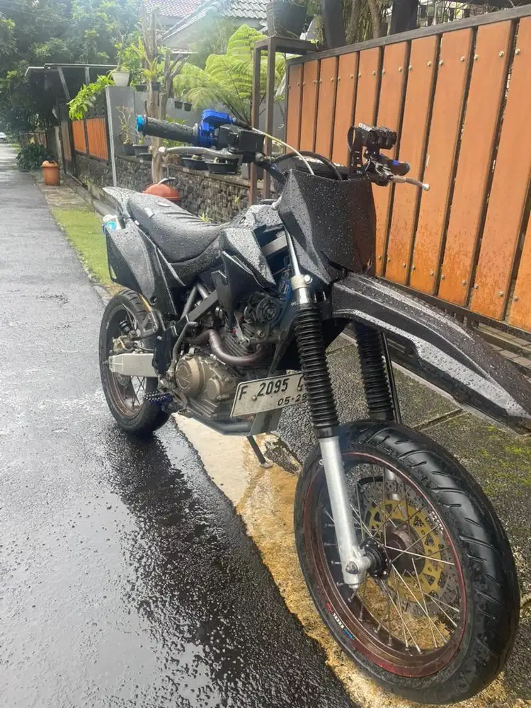 Kawasaki Dtracker 2014