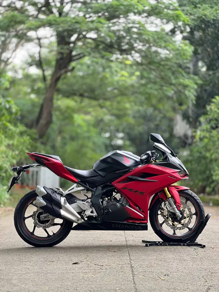 HONDA NEW CBR 250RR ABS QS 2021 MERAH KM LOW PAJAK PANJANG SIAP RIDING