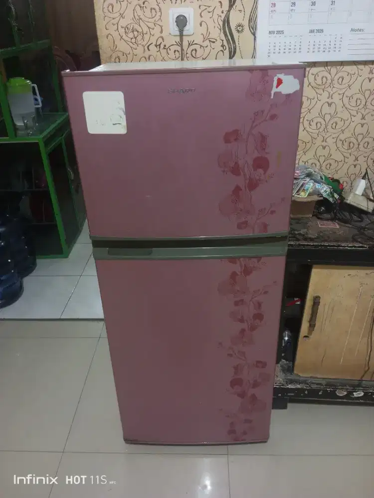 Kulkas sharp 2 pintu